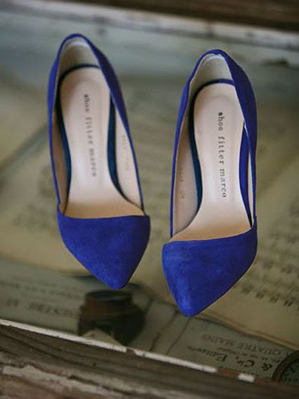 blue pointed toe pumps
