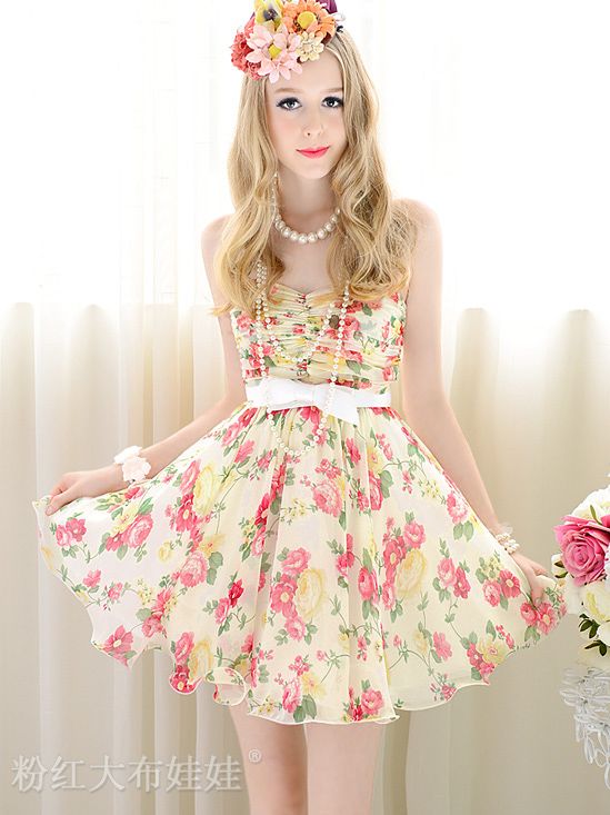 pretty flowery dresses