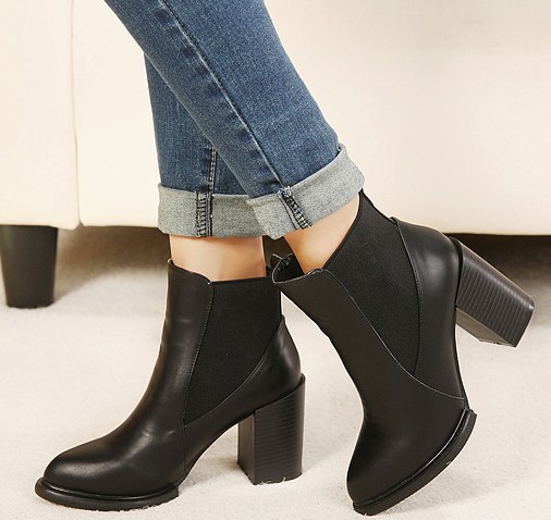 Latest Arrival Elastic Band Pointed Toe Chunky Heel Platform Ankle Boots