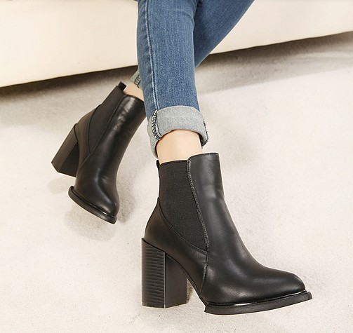 Latest Arrival Elastic Band Pointed Toe Chunky Heel Platform Ankle Boots