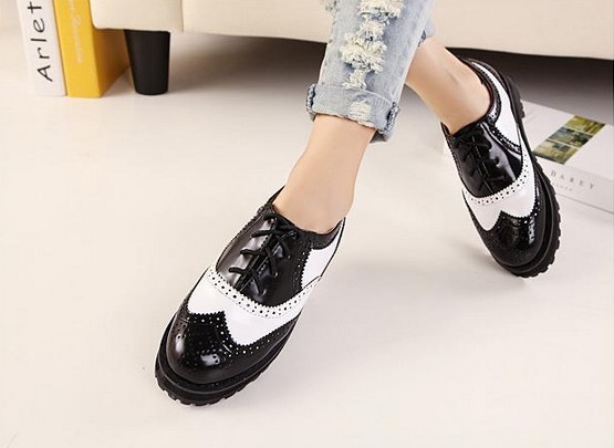 Britpop Style Lace Up Color Block Chunky Heel Shoes