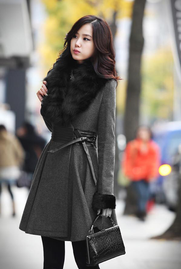 New Style Winter Classic Look Fur Collar Pleated PU Fitted Long Coat