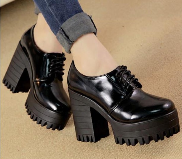 chunky heel platform shoes