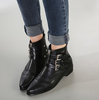pointed toe buckle boots