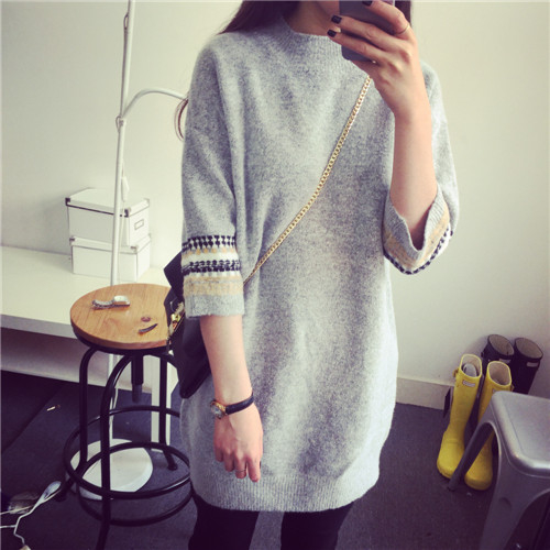 three quarter sleeve round neck light grey dress