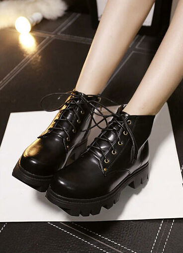 High-end Round-toe Lace Up Zippered Black Martin Boot For Women