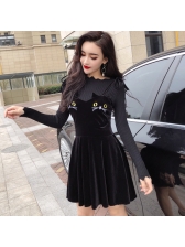 Fashion Knitted Top With Cat Design Black Dress