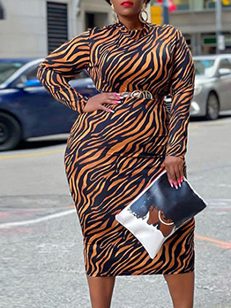 Fitted Print Long Sleeve Plus Size Maxi Dresses