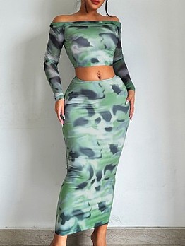 Abstract Printing Off Shoulder Cropped Skirt Sets