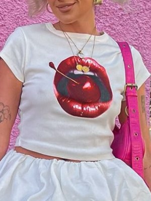 Cherry Lips Printed Cropped T-shirts