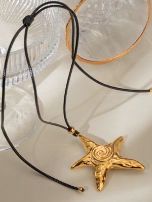 Geometric Pattern Stainless Steel Annular Necklaces
