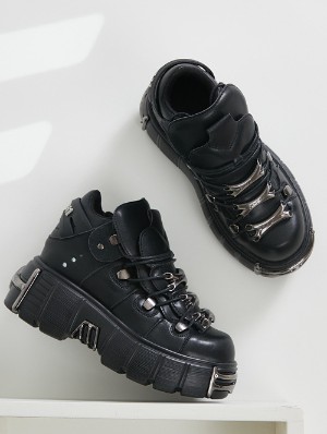 Punk Metal Buckle PU Flat Heel Sneaker