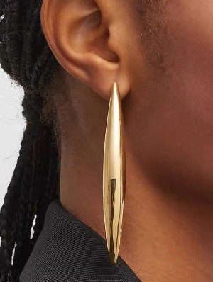 Exquisite Metal Water Drop Earrings