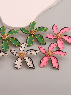 Exquisite Color Matching Flower Earrings