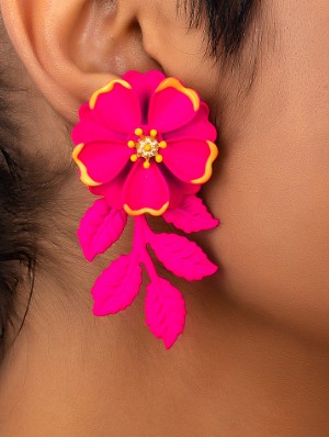Exquisite Flower Pattern Earrings