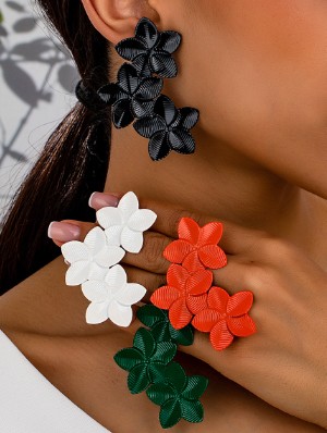 Chic Flower Texture Earrings
