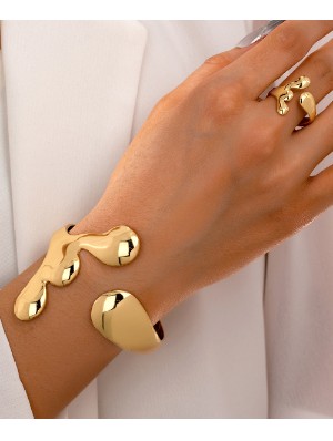 Simple Design Irregular Pattern Ring Bracelet Set