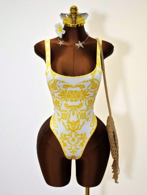 U Neck Backless One-Pieces Swimsuits