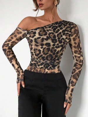 Inclined Shoulder Leopard Fitted Bodysuits