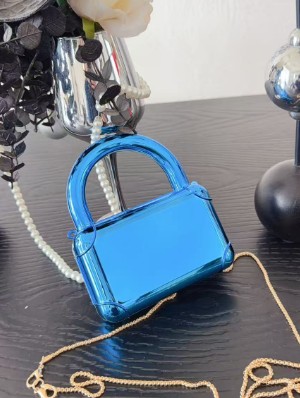 Chain Magnetic Closure Handbags