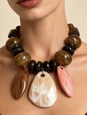 Contrast Color Pendant Electroplating Necklaces