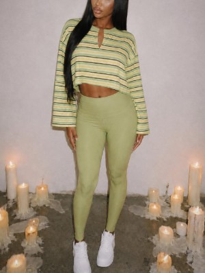 Contrast Striped V Neck Cropped Leggings Sets