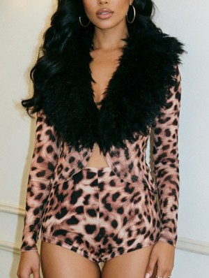 Fur Trim V Neck Leopard Cropped Short Sets