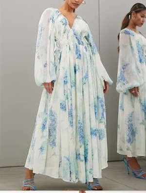 Ruched Low-cut Long Sleeves Dress