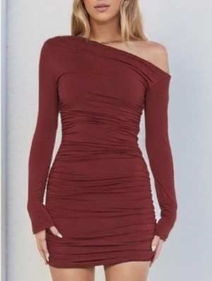 Inclined Shoulder Ruched Bodycon Mini Dress