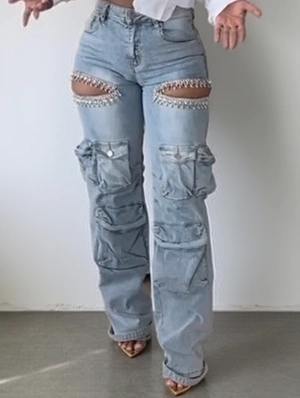 Hollow-out Hotfix Rhinestones Mid-rise Jeans