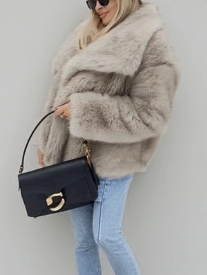 Fluffy Fake Fur Lapel Long Sleeve Short Coats