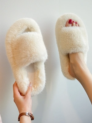 Fluffy Fur Round Toe Slippers