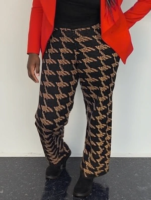 Colorblock Geometric Flare Leg Pants