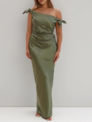 Off Shoulder Tie-wrap Bow Maxi Dress