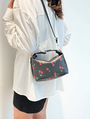 Cartoon Adorable Print Metal Buckle Satchels