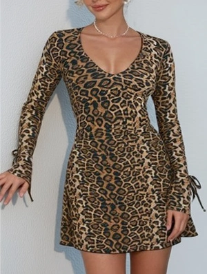 Leopard Printed Tie-wrap Ruched Mini Dress