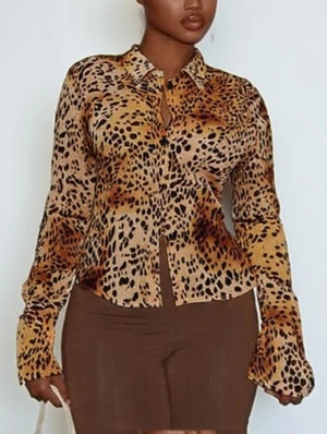 Leopard Printed Button Up Fitted Shirt