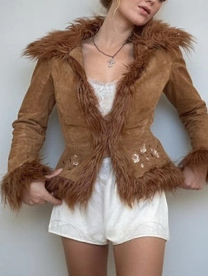 Flower Embroidery Suede Fur Trim Lapel Jackets
