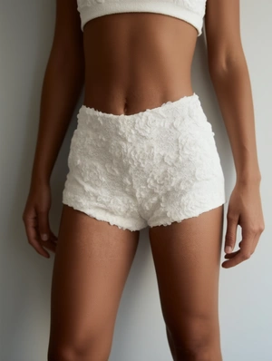 Pure Color Flower Elastic Shorts