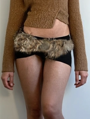 Retro Gradient Fake Fur Metal Decor Belt