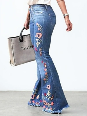 Embroidery Floral Denim Flared Jeans