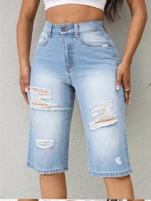 Distressed Ripped Denim Capri Pants