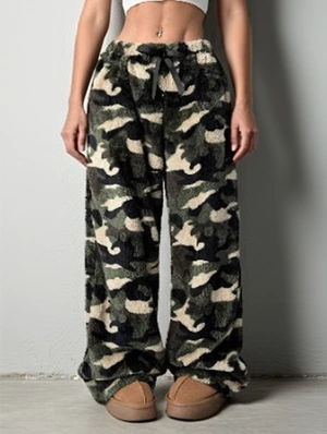 Fluff Camouflage Bow Straight Pants