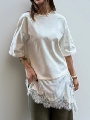 Lace Panel Split Hem Loose T-shirts