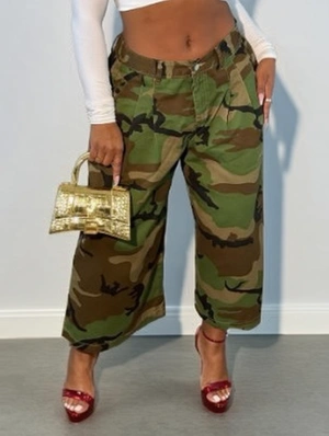 Camo Loose Distressed Cargo Pants