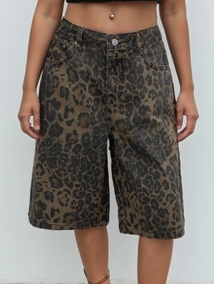Washed Denim Leopard Capri Pants