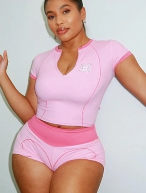 Contrast Lined V Neck Cropped Short Sets