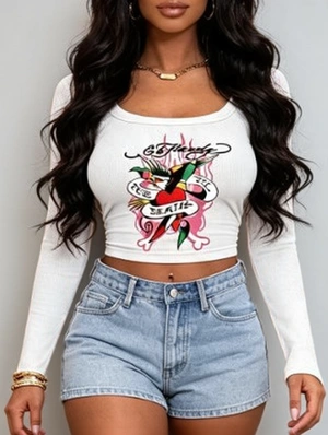 Eagle Heart Printed Long Sleeve Cropped Tops