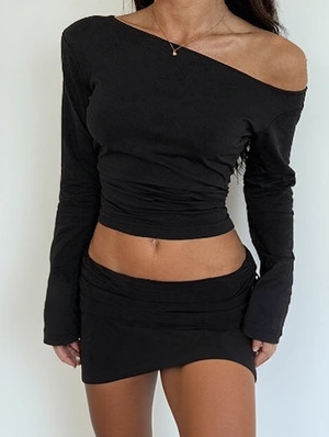Solid Color Long Sleeve Springy T-shirts