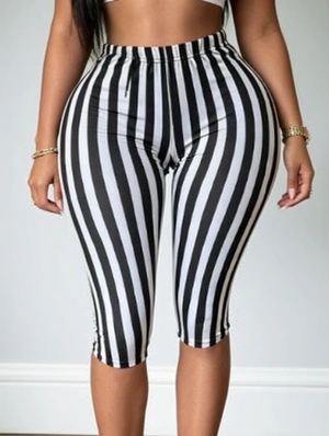 Vertical Striped Bodycon Capri Pants